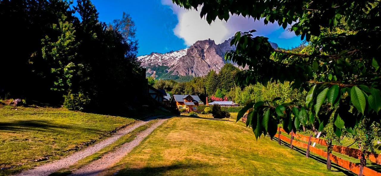 Villa Cabanas Tierra Surena San Carlos de Bariloche Exterior foto