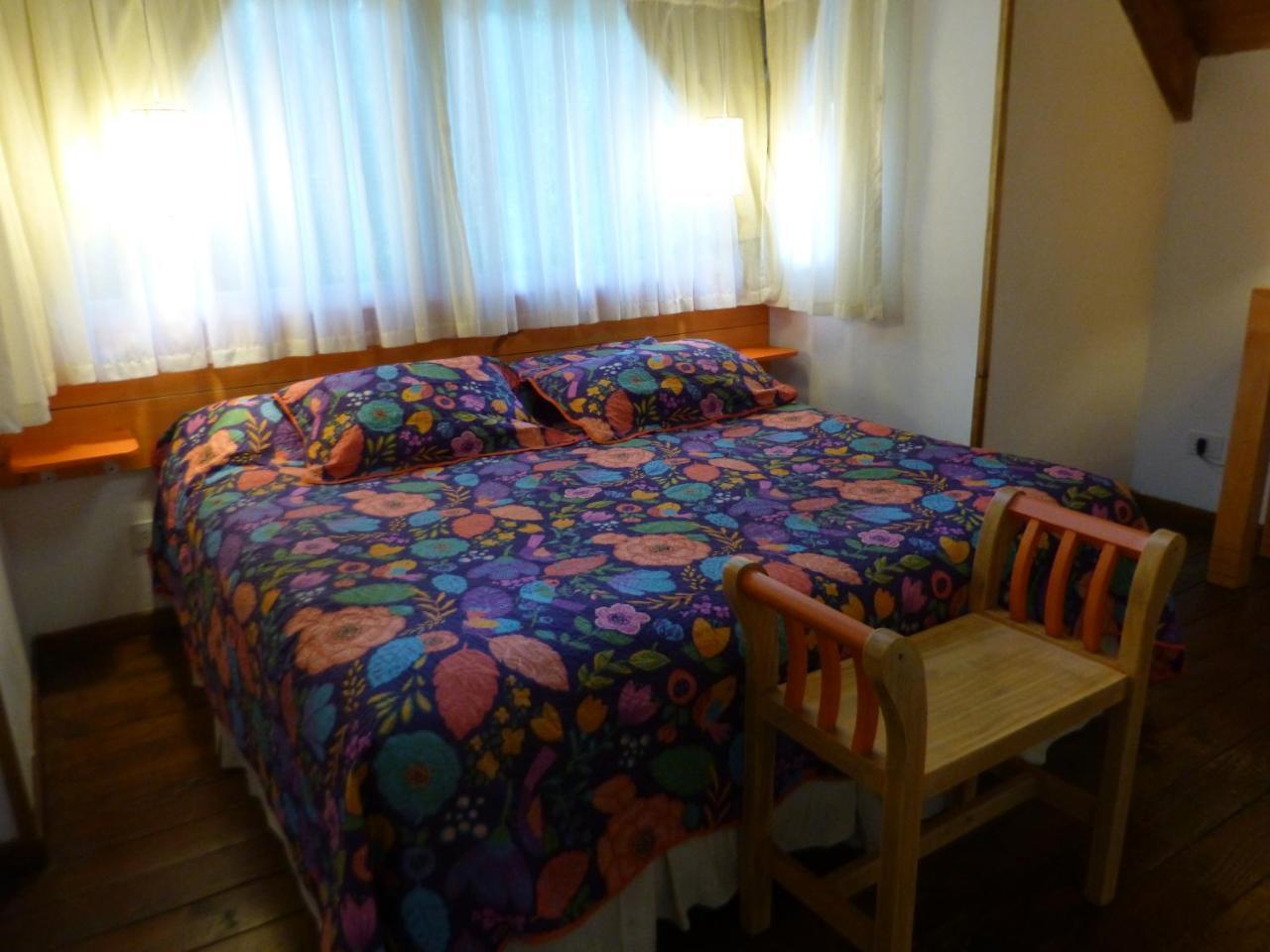 Villa Cabanas Tierra Surena San Carlos de Bariloche Exterior foto